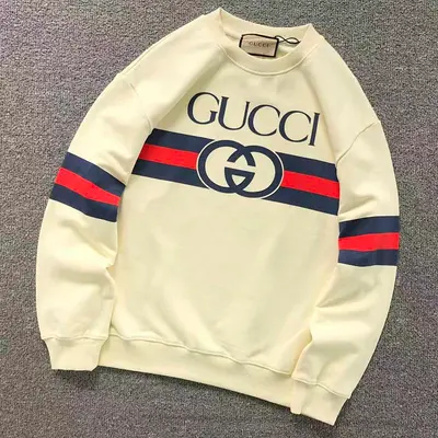 ¥115 G⭐C⭐I HOODIE 590116101(im 170cm 60kg i wear size S in the phot)