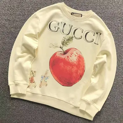 ￥115 G⭐C⭐I HOODIE 590104101（im 170cm 60kg i wear size S in the phot)