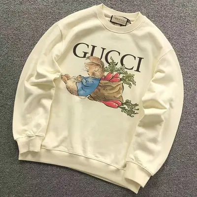 ￥115 G⭐C⭐I HOODIE 590103101（im 170cm 60kg i wear size S in the phot）