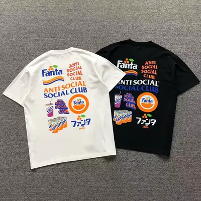 ￥85 ANTI SOCIAL SOCIAL CLUB T-SHIRT 3109021102（im 170cm 60kg i wear size L in the phot）