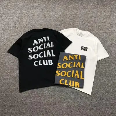 ￥85 ANTI SOCIAL SOCIAL CLUB T-SHIRT 3109030602（im 170cm 60kg i wear size L in the phot）