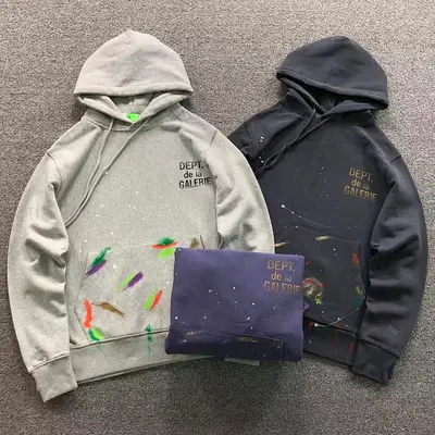 ¥215 GALLERY DEPT HOODIE 2190327125(im 170cm 60kg i wear size M in the phot)