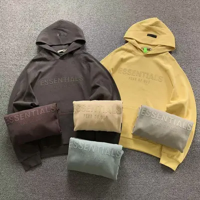 ¥195 FOG HOODIE 2190324125(im 170cm 60kg i wear size M in the phot)