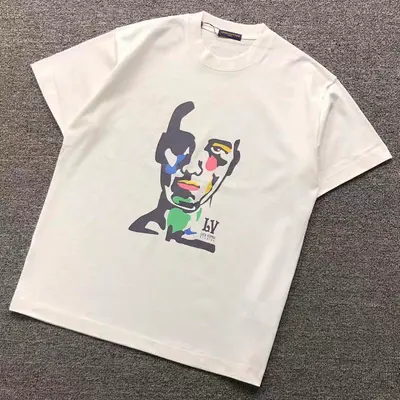 ￥108 L⭐ T-SHIRT 59040170（im 170cm 60kg i wear size L in the phot）