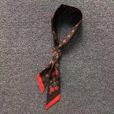 ￥68 L⭐ SCARF 590642102 (长105CM*宽6CM*)