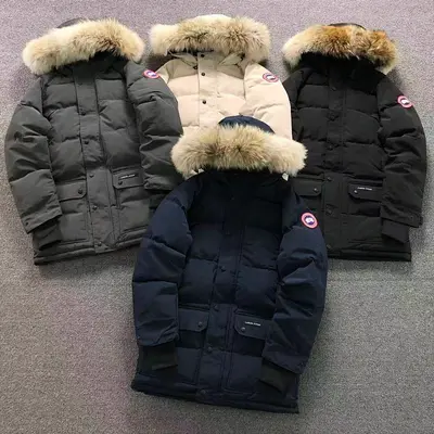 ¥618 C⭐N⭐⭐A G⭐⭐⭐E DOWN JACKETS 411130415(im 170cm 60kg i wear size S in the phot)