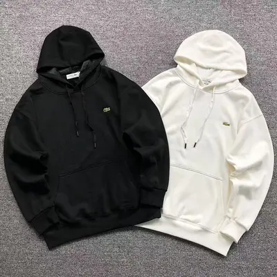 ¥215 LACOSTE HOODIE 219100701(im 170cm 60kg i wear size L in the phot)