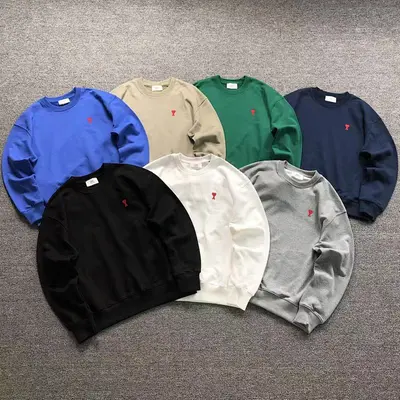 ¥118 AMI HOODIE 3109110321(im 170cm 60kg i wear size M in the phot)