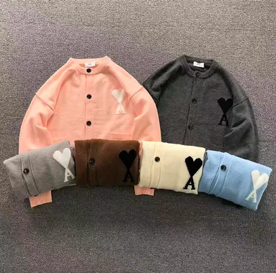 ￥168 AMI SWEATER 3109120421（im 170cm 60kg i wear size M in the phot）
