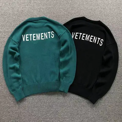 ¥158 VETEMENTS SWEATER 41091518145(im 170cm 60kg i wear size S in the phot)