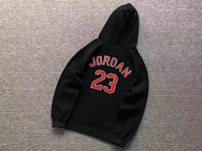 ¥98 A⭐R J⭐R⭐AN HOODIE 1109151557(im 170cm 60kg i wear size M in the phot)