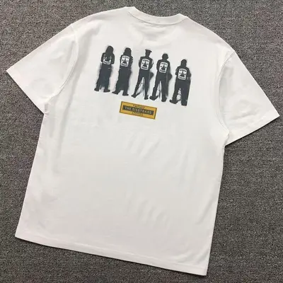 ¥85 NEIGHBORHOOD T-SHIRT 4109161502(im 170cm 60kg i wear size L in the phot)