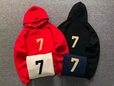￥168 FOG HOODIE 3109181717（im 170cm 60kg i wear size S in the phot）