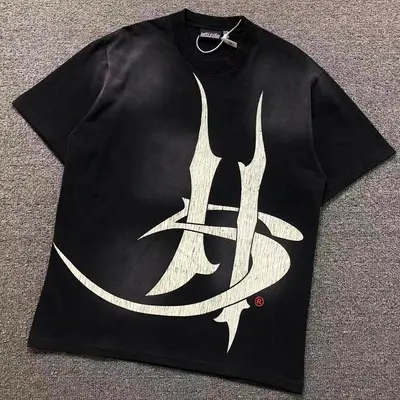 ￥135 HELLSTAR T-SHIRT 3109203472（im 170cm 60kg i wear size M in the phot）