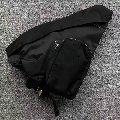 ￥388 MAISON MARGIELA BAG 219225201 ( 长35CM*宽7CM*高39CM)