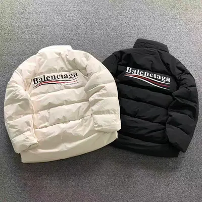 ¥258 B⭐L⭐⭐⭐IA⭐A DOWN JACKETS 1109260415(im 170cm 60kg i wear size 40 in the phot)
