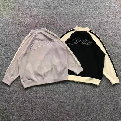 ¥208 CORTEIZ SWEATER 59260578(im 170cm 60kg i wear size M in the phot)