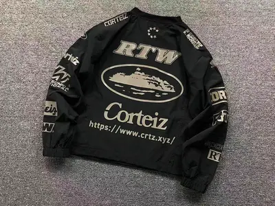 ￥258 CORTEIZ LONG SLEEVED 1110030734（im 170cm 60kg i wear size S in the phot）