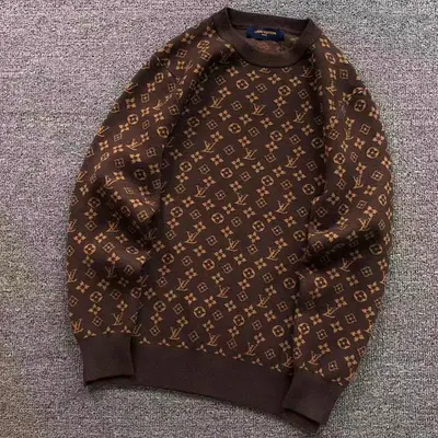 ¥228 L⭐ SWEATER 31010042721(im 170cm 60kg i wear size L in the phot)