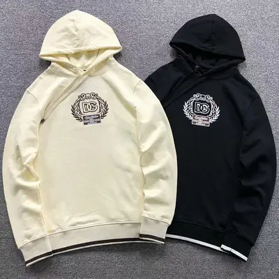 ¥218 D⭐LC⭐ GA⭐⭐A⭐A HOODIE 31010043721(im 170cm 60kg i wear size L in the phot)