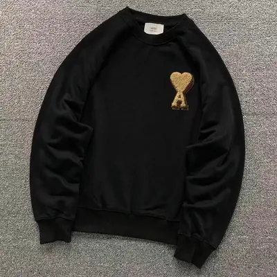 ￥138 AMI HOODIE 3110070817 （im 170cm 60kg i wear size S in the phot）