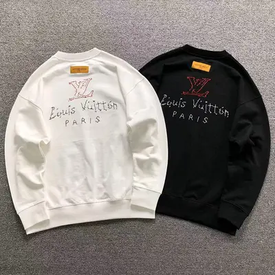 ¥165 L⭐ HOODIE 3110082821(im 170cm 60kg i wear size L in the phot)