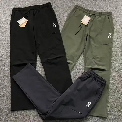 ¥168 ON TROUSERS 2110082501(im 170cm 60kg i wear size XXL in the phot)