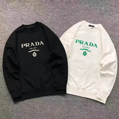 ¥165 P⭐A⭐A HOODIE 3110082521(im 170cm 60kg i wear size L in the phot)