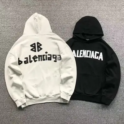 ￥225 B⭐L⭐⭐⭐IA⭐A HOODIE 5101185136（im 170cm 60kg i wear size S in the phot）