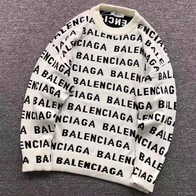 ￥138 B⭐L⭐⭐⭐IA⭐A SWEATER 41101107146（im 170cm 60kg i wear size M in the phot）