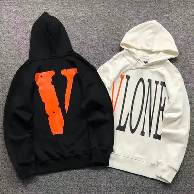 ￥118 VLONE HOODIE 510117891（im 170cm 60kg i wear size S in the phot）