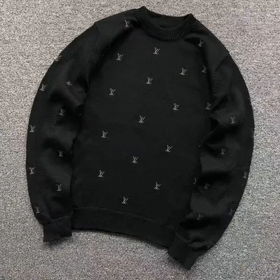 ￥165 L⭐ SWEATER 41101111146（im 170cm 60kg i wear size M in the phot）