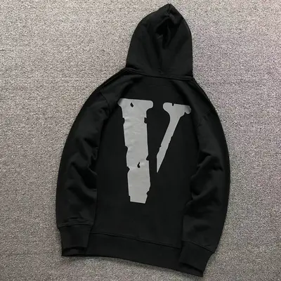 ￥118 VLONE HOODIE 510113491（im 170cm 60kg i wear size S in the phot）