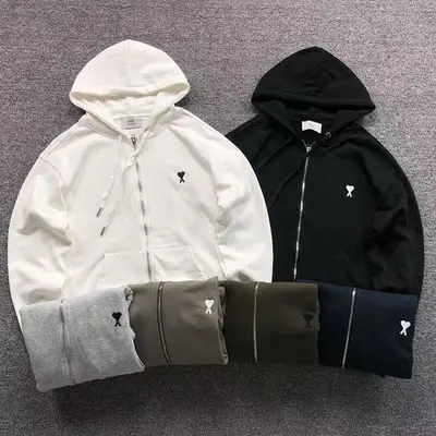 ￥168 AMI HOODIE 4110140477（im 170cm 60kg i wear size M in the phot）