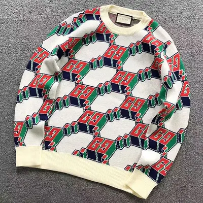 ￥165 G⭐C⭐I SWEATER 41101303146（im 170cm 60kg i wear size M in the phot）