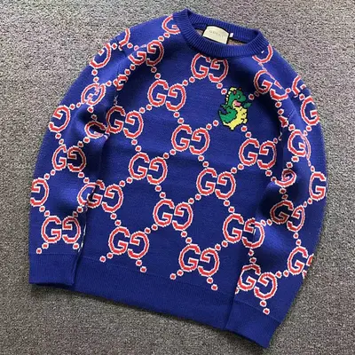 ￥165 G⭐C⭐I SWEATER 41101309146（im 170cm 60kg i wear size L in the phot）