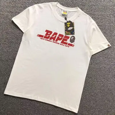 ¥95 BAPE T-SHIRT 3110150917(im 170cm 60kg i wear size S in the phot)
