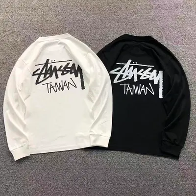 ¥115 STUSSY LONG SLEEVED 21101623125(im 170cm 60kg i wear size M in the phot)