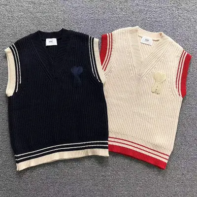 ￥115 AMI SWEATER VEST 510181488（im 170cm 60kg i wear size S in the phot）