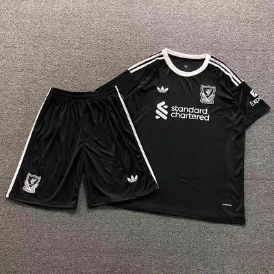 ￥78 FOOTBALL T-SHIRT SHORTS 11102017002（im 170cm 60kg i wear size L in the phot）