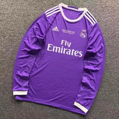 ￥98 FOOTBALL LONG SLEEVED 11102013002（im 170cm 60kg i wear size L in the phot）