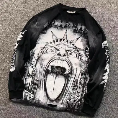 ￥135 HELLSTAR LONG SLEEVED 3110211917（im 170cm 60kg i wear size S in the phot）