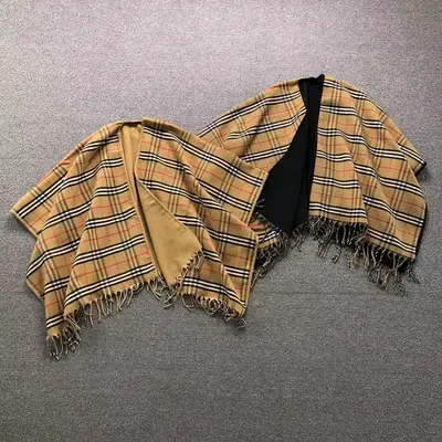 ¥135 B⭐R⭐E⭐RY SHAWL 5102412 ( 长154CM*宽135CM)