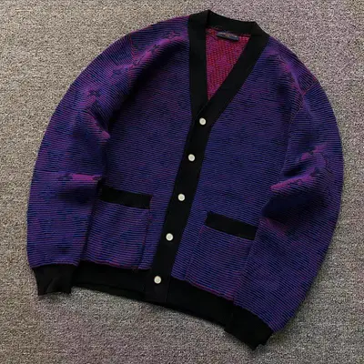 ¥225 L⭐ SWEATER 11102414104(im 170cm 60kg i wear size S in the phot)
