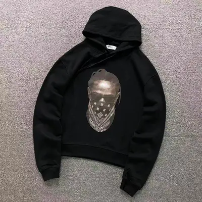 ¥175 IH NOM UH NIT HOODIE 3110254017(im 170cm 60kg i wear size S in the phot)