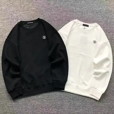 ¥175 L⭐ HOODIE 2110252501(im 170cm 60kg i wear size L in the phot)
