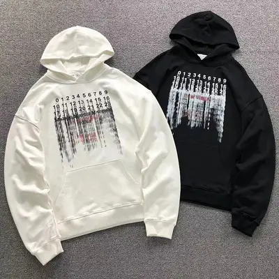 ￥138 MAISON MARGIELA HOODIE 5102708136（im 170cm 60kg i wear size M in the phot）