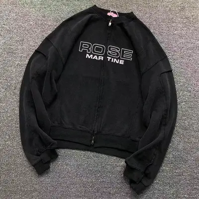 ¥185 M⭐RT⭐NE⭐O⭐E HOODIE 3110284117(im 170cm 60kg i wear size S in the phot)