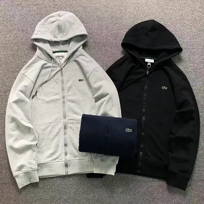 ¥188 LACOSTE HOODIE 1110290130(im 170cm 60kg i wear size M in the phot)