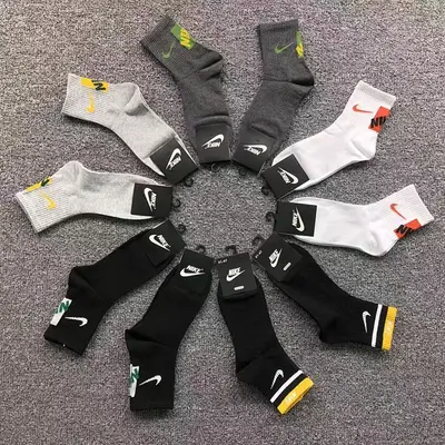 ¥115 N⭐K⭐ SOCKS 4110310477